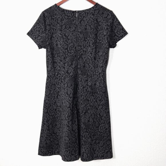 LOFT Women’s Dress Size 12 Minimalist Office Casual Jacquard Knit Black Neutral - Picture 2 of 11